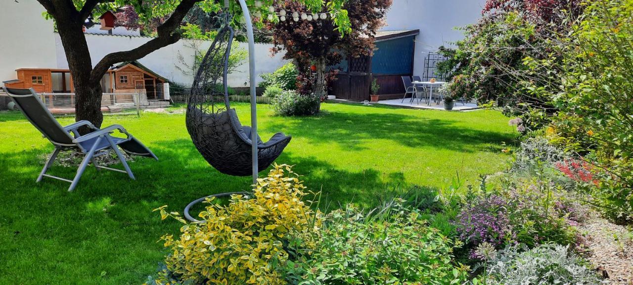 Ferienhaus Lina Neusiedl am See Luaran gambar